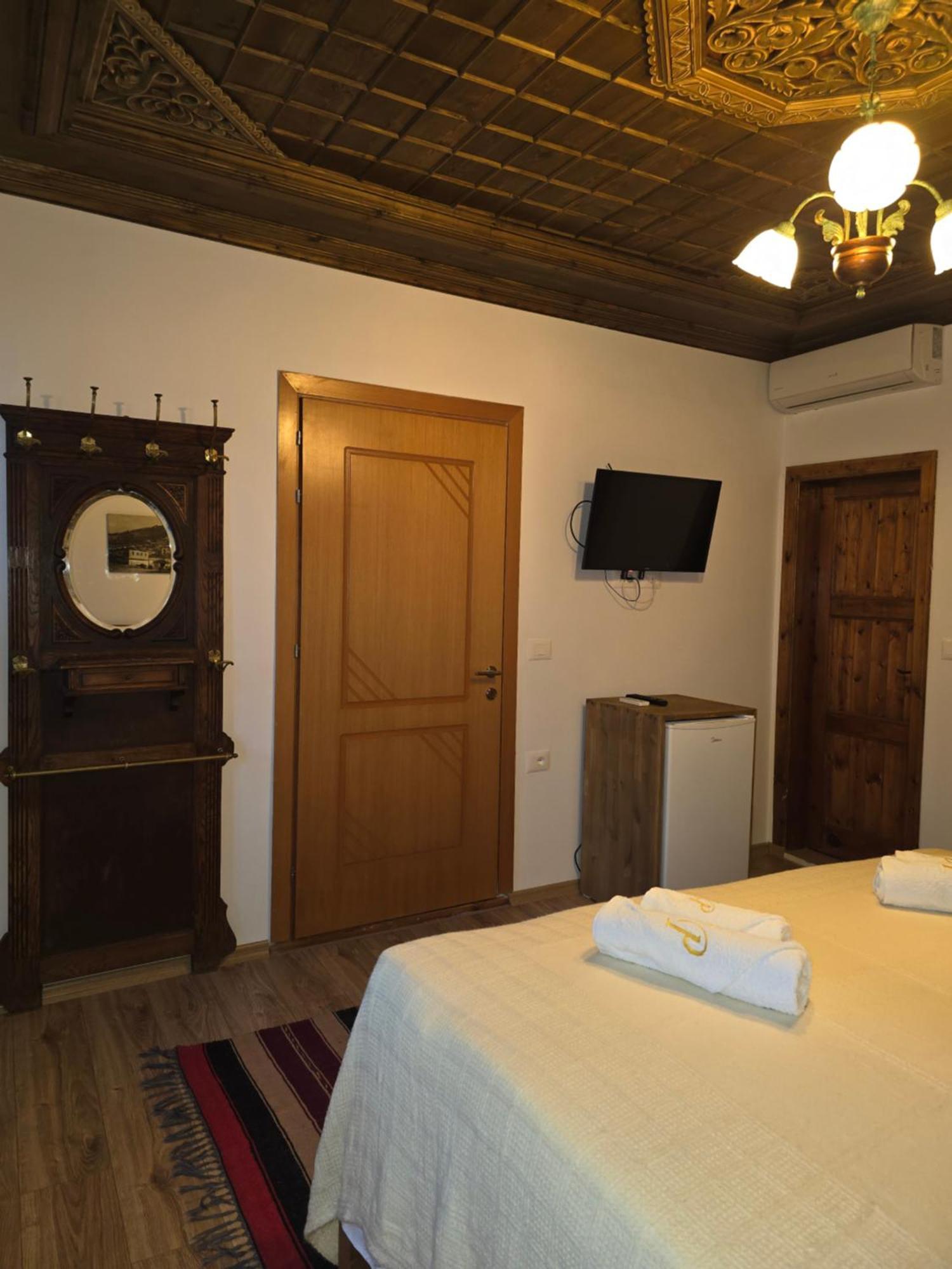 J.prifti Hotel Berat